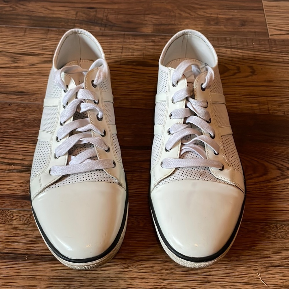 Kenneth Cole white sneakers